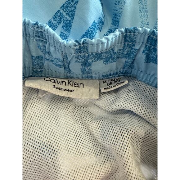 Calvin Klein Boys XL 18/20 Swim Trunks Would Fit‎ Men’s Small - Picture 3 of 6
